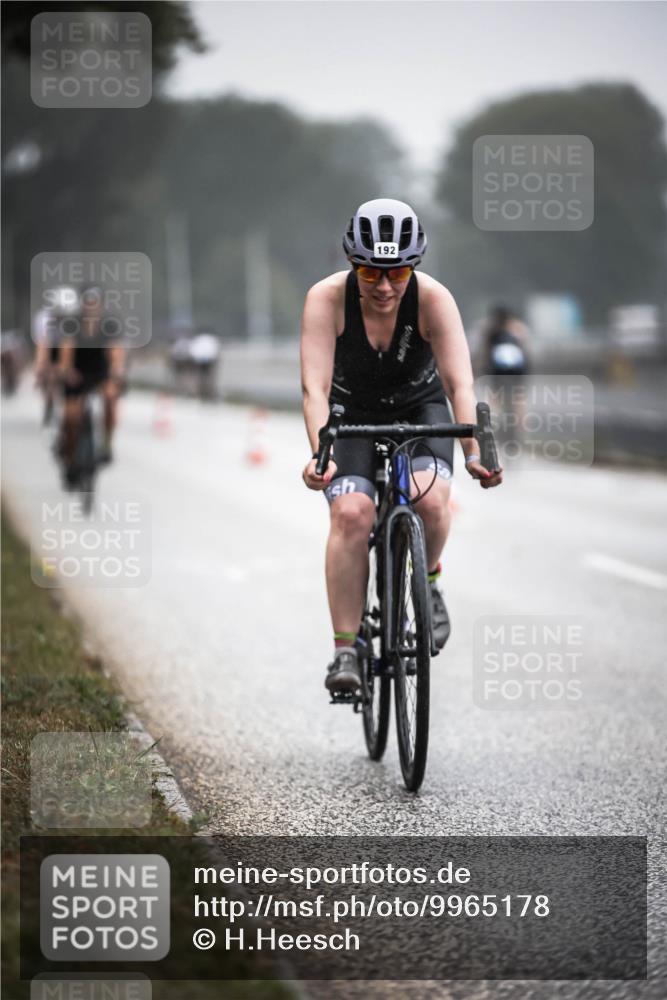 16.08.2026 - KN Förde Triathlon 2026 H.Heesch http://msf.ph/oto/9965178 16.08.2026 09:38:41 Radfahren 109, 126, 164, 166, 178, 187, 192, 263 meine-sportfotos.de
