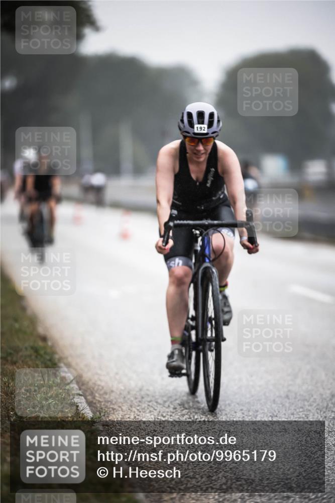 16.08.2026 - KN Förde Triathlon 2026 H.Heesch http://msf.ph/oto/9965179 16.08.2026 09:38:41 Radfahren 109, 126, 164, 166, 178, 187, 192, 263 meine-sportfotos.de