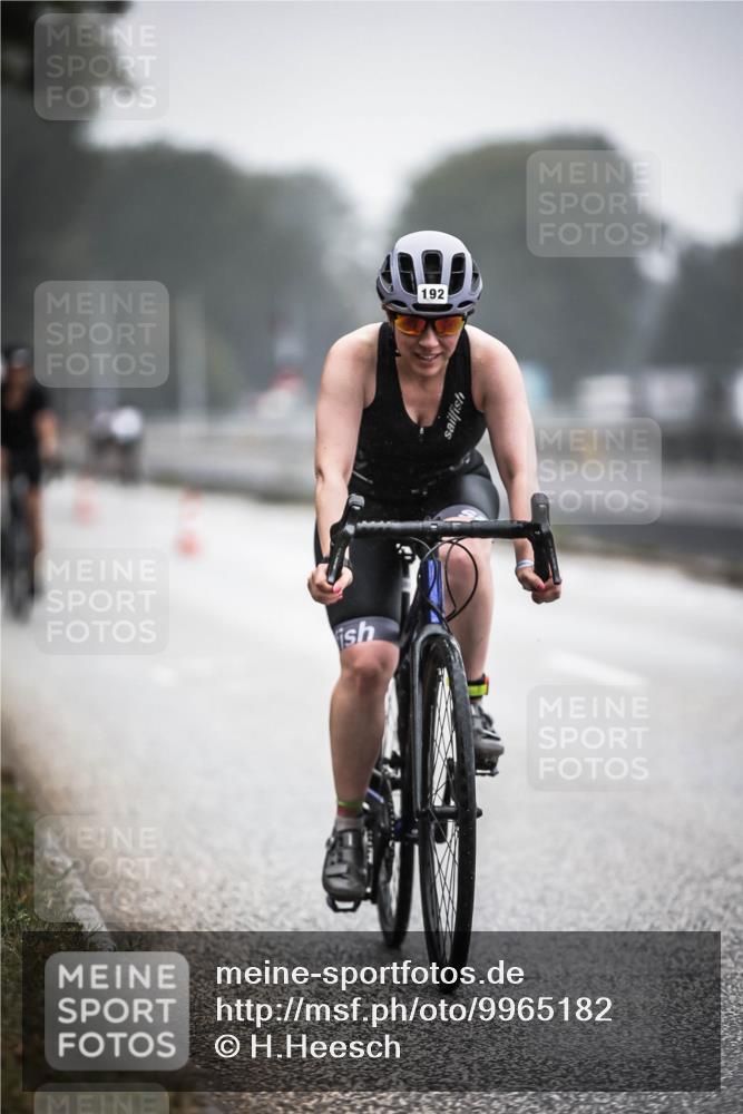 16.08.2026 - KN Förde Triathlon 2026 H.Heesch http://msf.ph/oto/9965182 16.08.2026 09:38:41 Radfahren 109, 126, 164, 166, 178, 187, 192, 263 meine-sportfotos.de