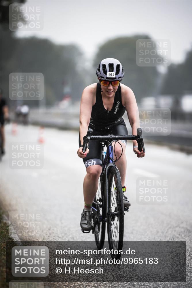 16.08.2026 - KN Förde Triathlon 2026 H.Heesch http://msf.ph/oto/9965183 16.08.2026 09:38:41 Radfahren 109, 126, 164, 166, 178, 187, 192, 263 meine-sportfotos.de