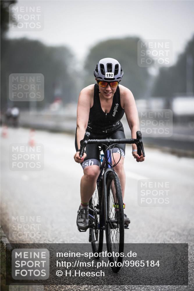16.08.2026 - KN Förde Triathlon 2026 H.Heesch http://msf.ph/oto/9965184 16.08.2026 09:38:41 Radfahren 109, 126, 164, 166, 178, 187, 192, 263 meine-sportfotos.de