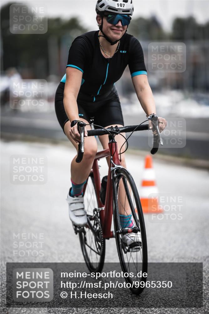 16.08.2026 - KN Förde Triathlon 2026 H.Heesch http://msf.ph/oto/9965350 16.08.2026 09:21:05 Radfahren 107, 118, 125, 160 meine-sportfotos.de
