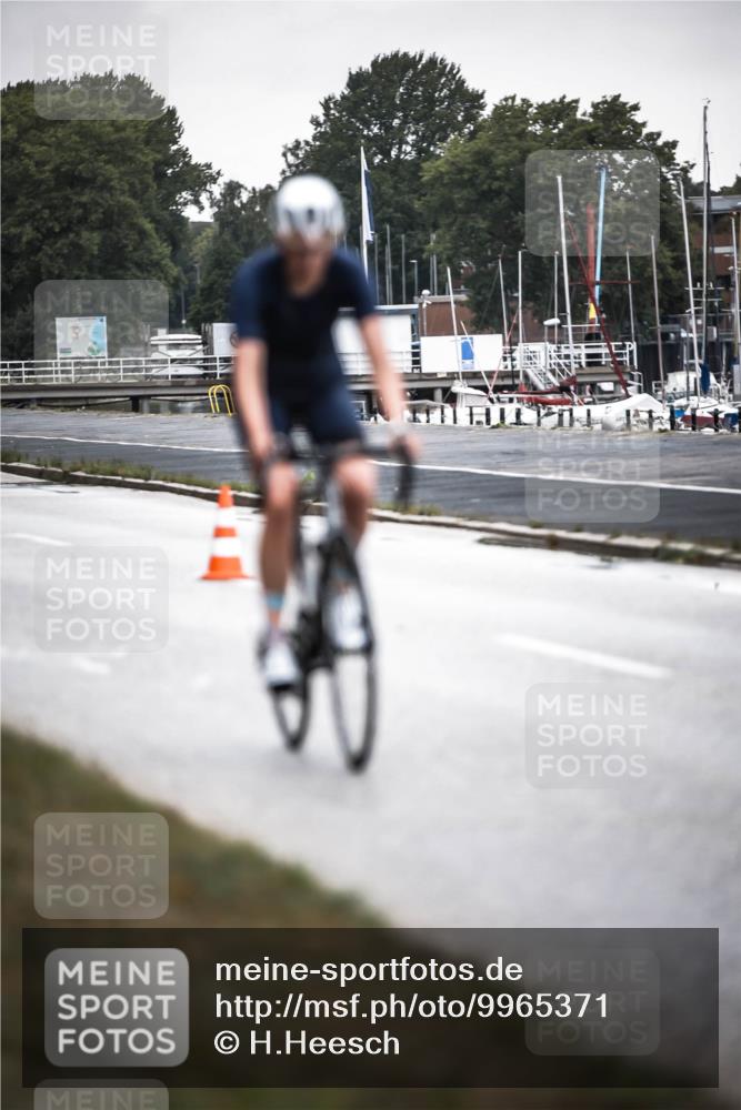 16.08.2026 - KN Förde Triathlon 2026 H.Heesch http://msf.ph/oto/9965371 16.08.2026 09:21:29 Radfahren 120, 133, 154 meine-sportfotos.de