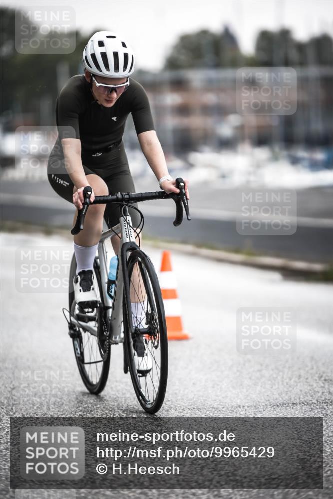 16.08.2026 - KN Förde Triathlon 2026 H.Heesch http://msf.ph/oto/9965429 16.08.2026 09:23:00 Radfahren 104, 123, 130, 145, 150, 153, 159 meine-sportfotos.de
