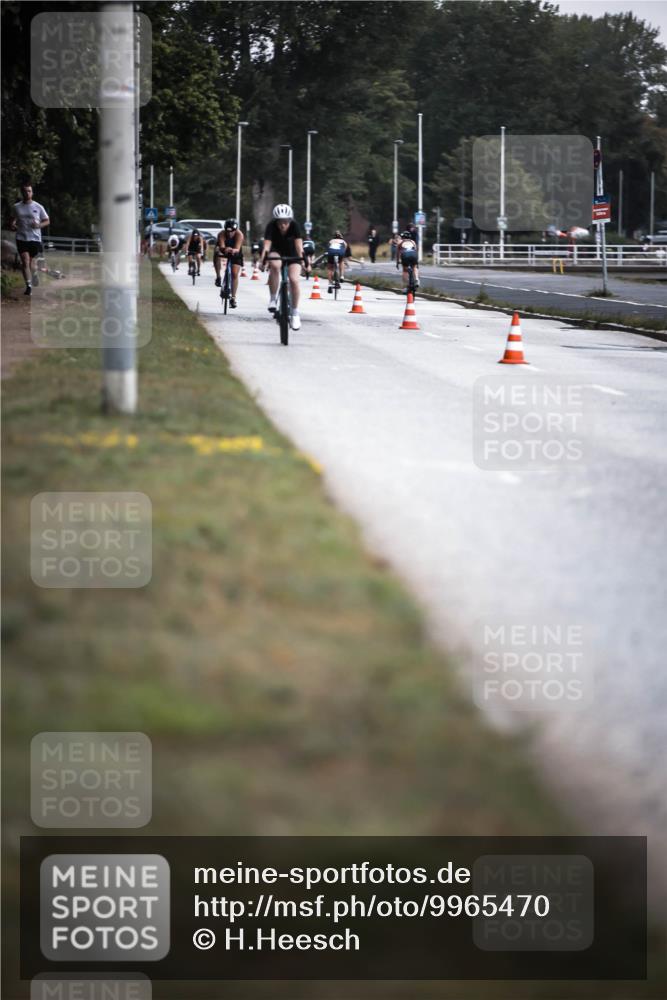 16.08.2026 - KN Förde Triathlon 2026 H.Heesch http://msf.ph/oto/9965470 16.08.2026 09:23:33 Radfahren  meine-sportfotos.de