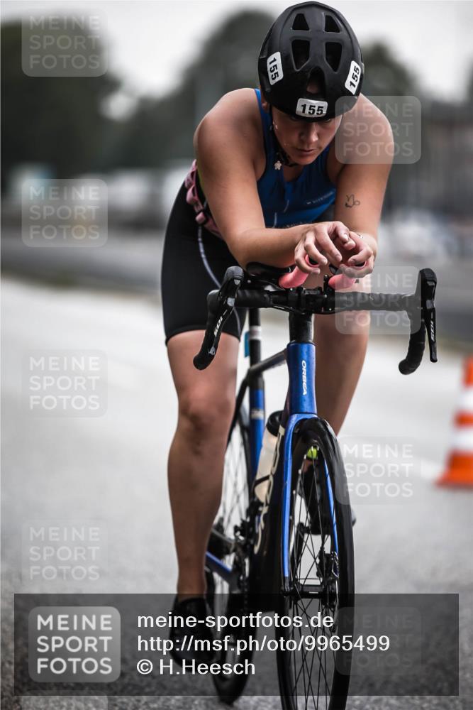 16.08.2026 - KN Förde Triathlon 2026 H.Heesch http://msf.ph/oto/9965499 16.08.2026 09:23:42 Radfahren 131, 155 meine-sportfotos.de