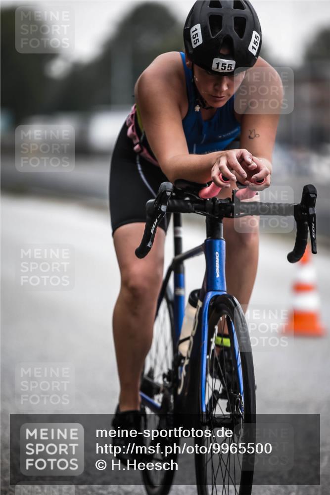 16.08.2026 - KN Förde Triathlon 2026 H.Heesch http://msf.ph/oto/9965500 16.08.2026 09:23:42 Radfahren 131, 155 meine-sportfotos.de