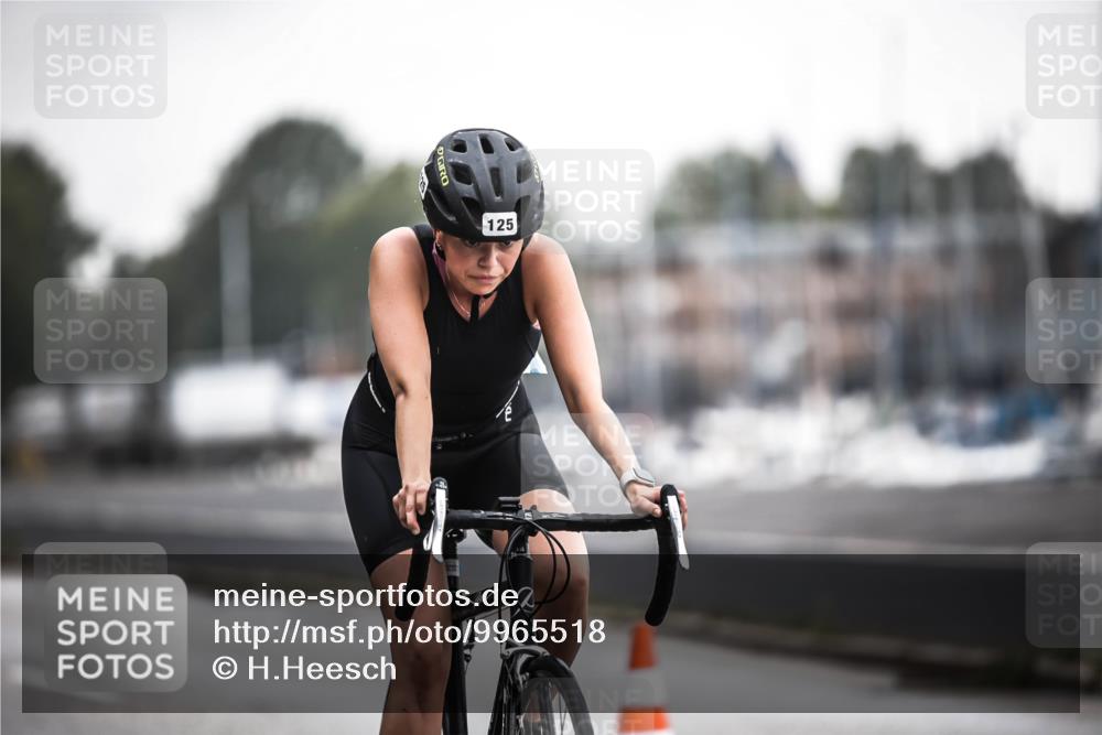 16.08.2026 - KN Förde Triathlon 2026 H.Heesch http://msf.ph/oto/9965518 16.08.2026 09:23:49 Radfahren 125, 161 meine-sportfotos.de