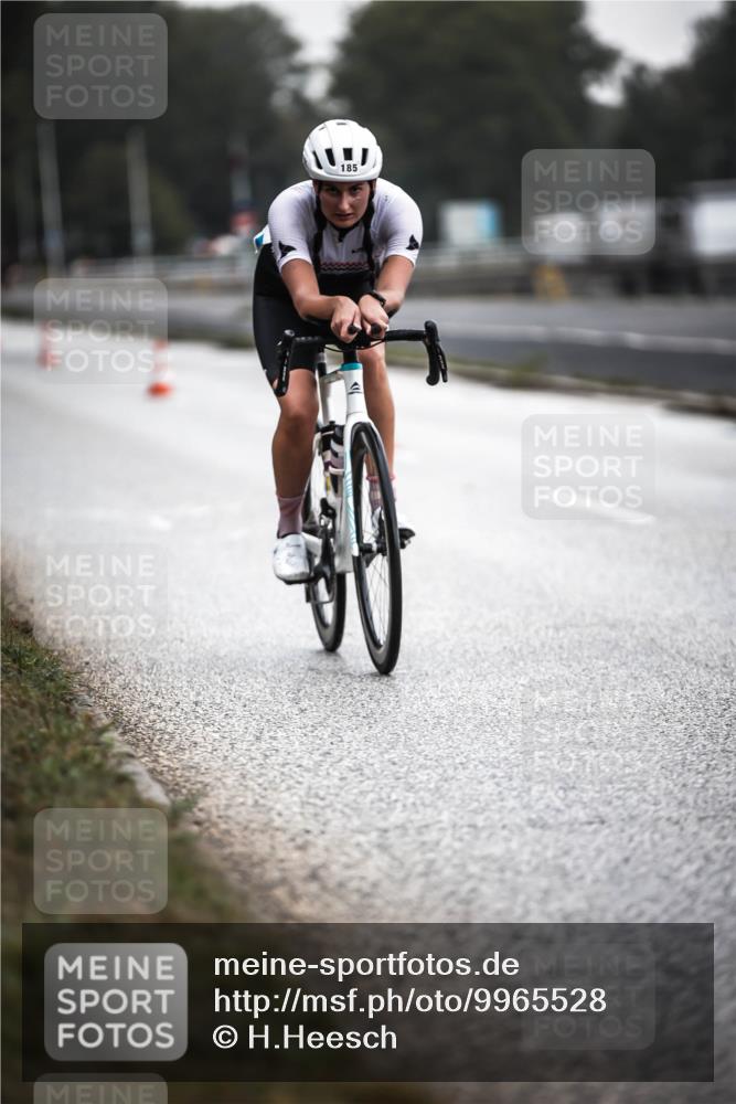16.08.2026 - KN Förde Triathlon 2026 H.Heesch http://msf.ph/oto/9965528 16.08.2026 09:23:56 Radfahren 185 meine-sportfotos.de