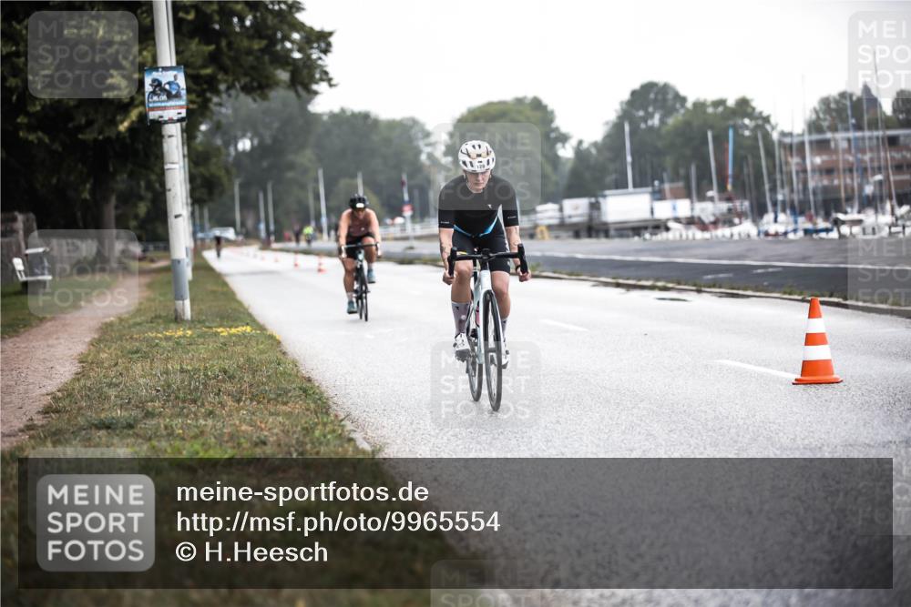 16.08.2026 - KN Förde Triathlon 2026 H.Heesch http://msf.ph/oto/9965554 16.08.2026 09:24:05 Radfahren 105, 108, 120, 154 meine-sportfotos.de