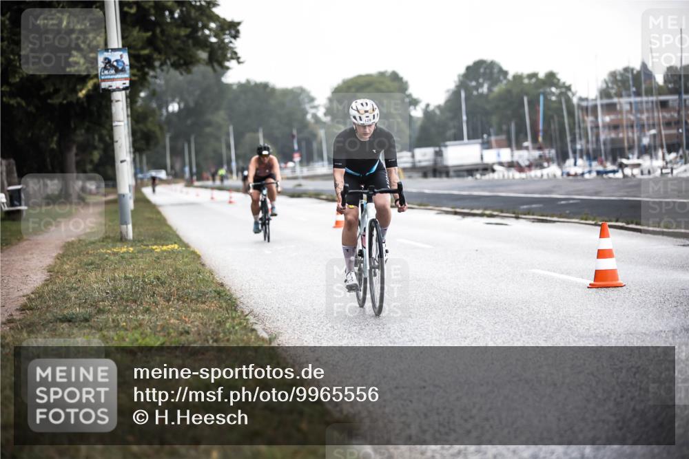 16.08.2026 - KN Förde Triathlon 2026 H.Heesch http://msf.ph/oto/9965556 16.08.2026 09:24:05 Radfahren 105, 108, 120, 154 meine-sportfotos.de