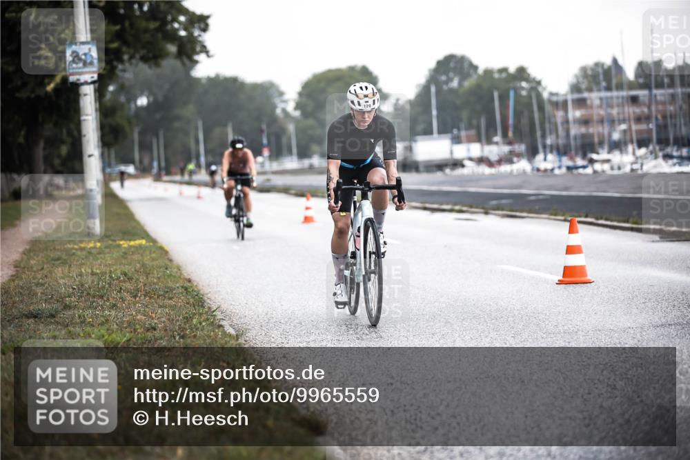 16.08.2026 - KN Förde Triathlon 2026 H.Heesch http://msf.ph/oto/9965559 16.08.2026 09:24:05 Radfahren 105, 108, 120, 154 meine-sportfotos.de
