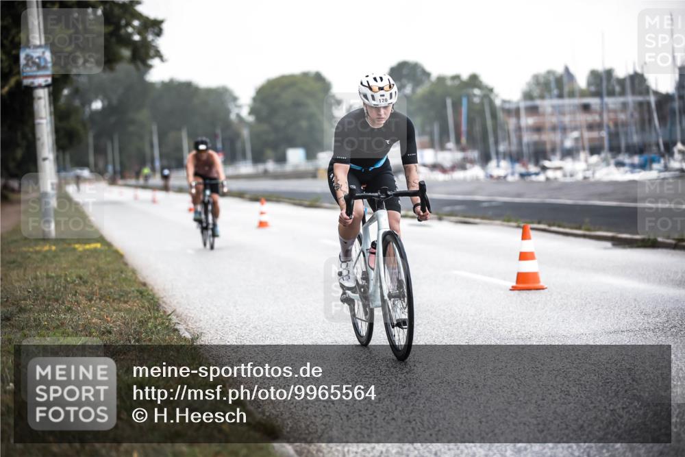16.08.2026 - KN Förde Triathlon 2026 H.Heesch http://msf.ph/oto/9965564 16.08.2026 09:24:06 Radfahren 105, 108, 120, 154 meine-sportfotos.de