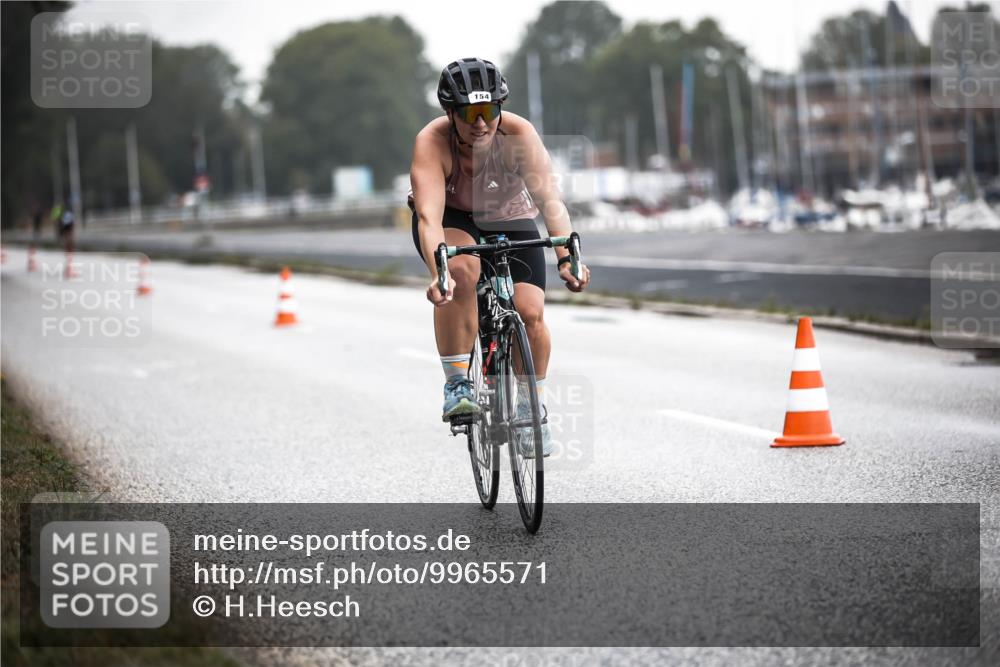 16.08.2026 - KN Förde Triathlon 2026 H.Heesch http://msf.ph/oto/9965571 16.08.2026 09:24:07 Radfahren 105, 108, 120, 154 meine-sportfotos.de