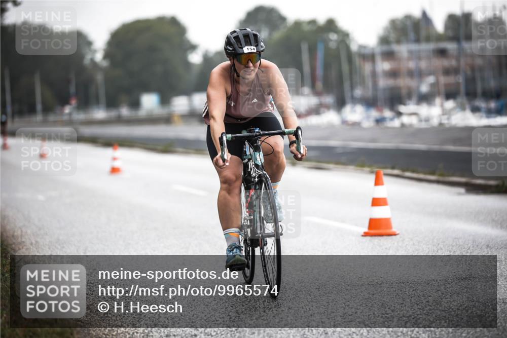 16.08.2026 - KN Förde Triathlon 2026 H.Heesch http://msf.ph/oto/9965574 16.08.2026 09:24:07 Radfahren 105, 108, 120, 154 meine-sportfotos.de