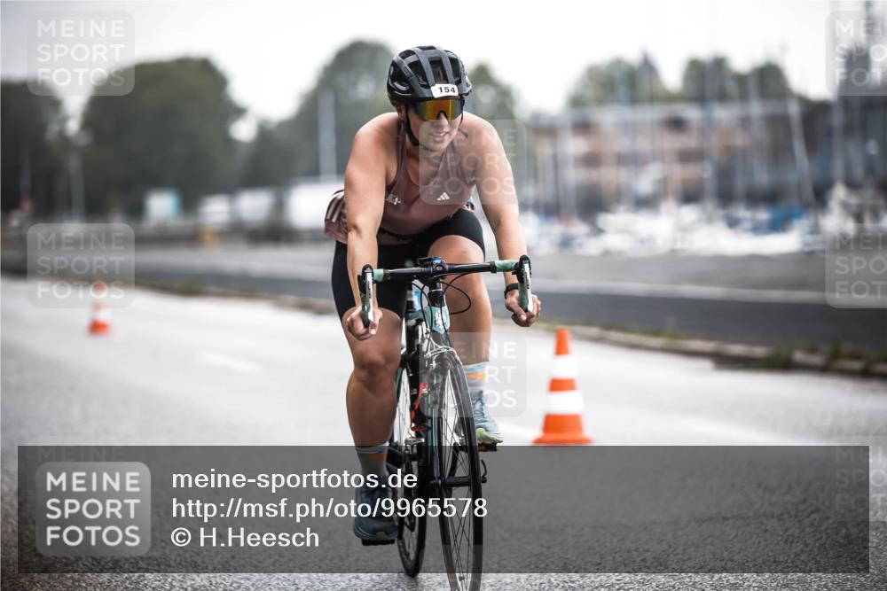 16.08.2026 - KN Förde Triathlon 2026 H.Heesch http://msf.ph/oto/9965578 16.08.2026 09:24:08 Radfahren 105, 108, 120, 154 meine-sportfotos.de