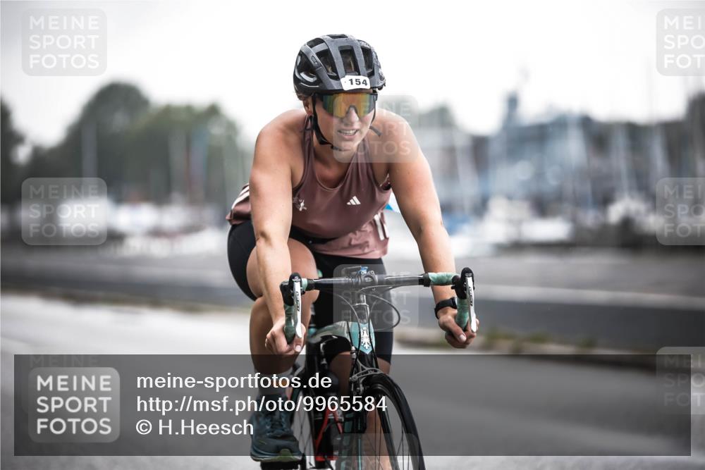 16.08.2026 - KN Förde Triathlon 2026 H.Heesch http://msf.ph/oto/9965584 16.08.2026 09:24:08 Radfahren 105, 108, 120, 154 meine-sportfotos.de