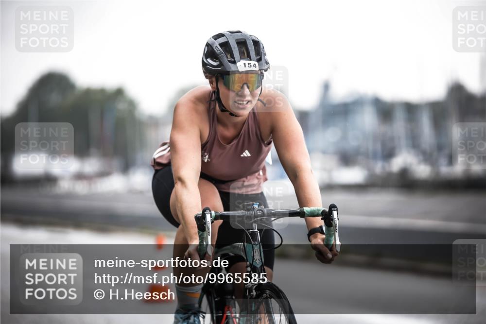 16.08.2026 - KN Förde Triathlon 2026 H.Heesch http://msf.ph/oto/9965585 16.08.2026 09:24:08 Radfahren 105, 108, 120, 154 meine-sportfotos.de