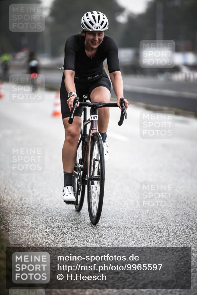 16.08.2026 - KN Förde Triathlon 2026 H.Heesch http://msf.ph/oto/9965597 16.08.2026 09:24:19 Radfahren 147, 175, 197 meine-sportfotos.de