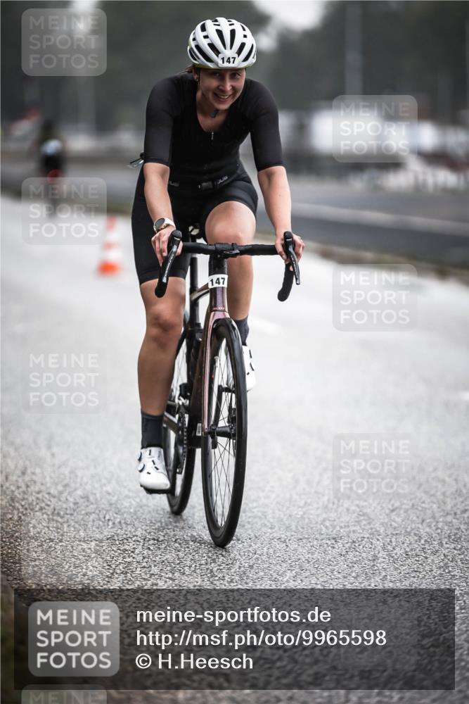 16.08.2026 - KN Förde Triathlon 2026 H.Heesch http://msf.ph/oto/9965598 16.08.2026 09:24:20 Radfahren 147, 175, 183, 197 meine-sportfotos.de