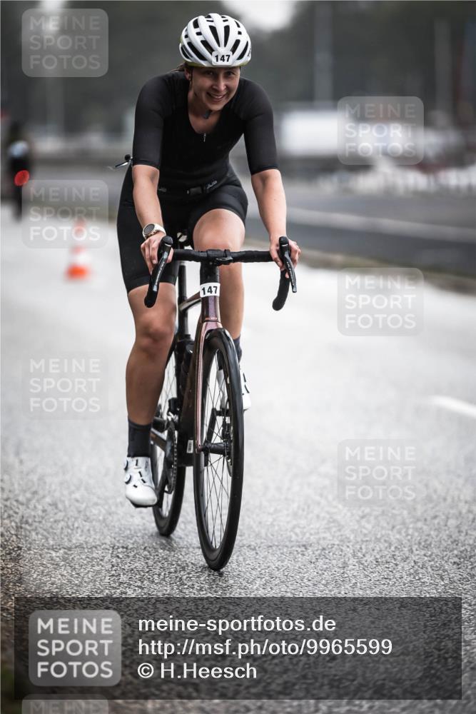 16.08.2026 - KN Förde Triathlon 2026 H.Heesch http://msf.ph/oto/9965599 16.08.2026 09:24:20 Radfahren 147, 175, 183, 197 meine-sportfotos.de
