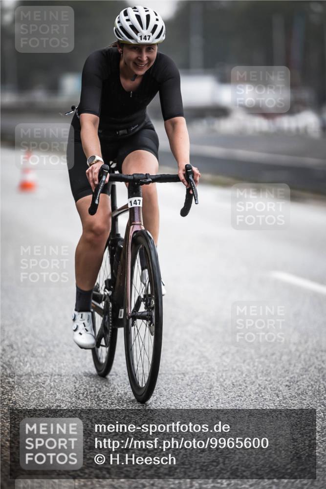 16.08.2026 - KN Förde Triathlon 2026 H.Heesch http://msf.ph/oto/9965600 16.08.2026 09:24:20 Radfahren 147, 175, 183, 197 meine-sportfotos.de