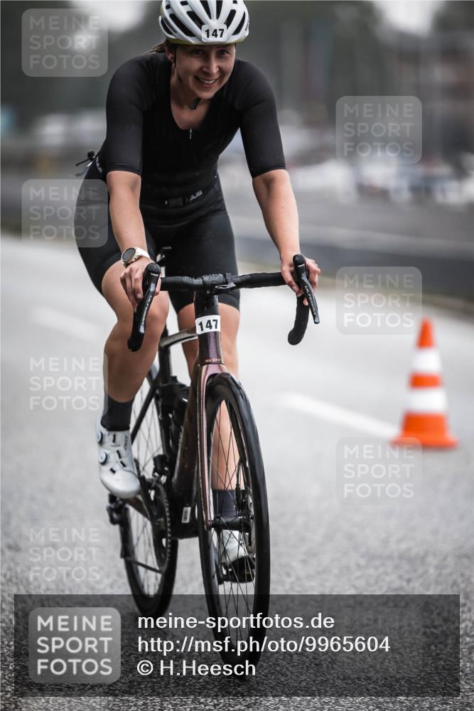 16.08.2026 - KN Förde Triathlon 2026 H.Heesch http://msf.ph/oto/9965604 16.08.2026 09:24:20 Radfahren 147, 175, 183, 197 meine-sportfotos.de