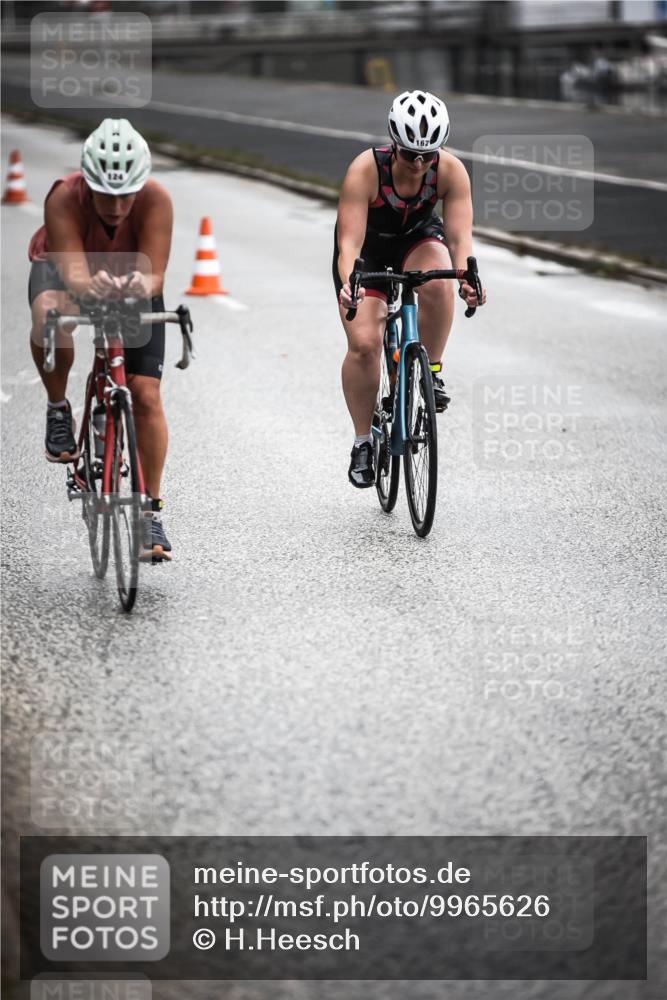 16.08.2026 - KN Förde Triathlon 2026 H.Heesch http://msf.ph/oto/9965626 16.08.2026 09:24:42 Radfahren 124, 158, 162 meine-sportfotos.de