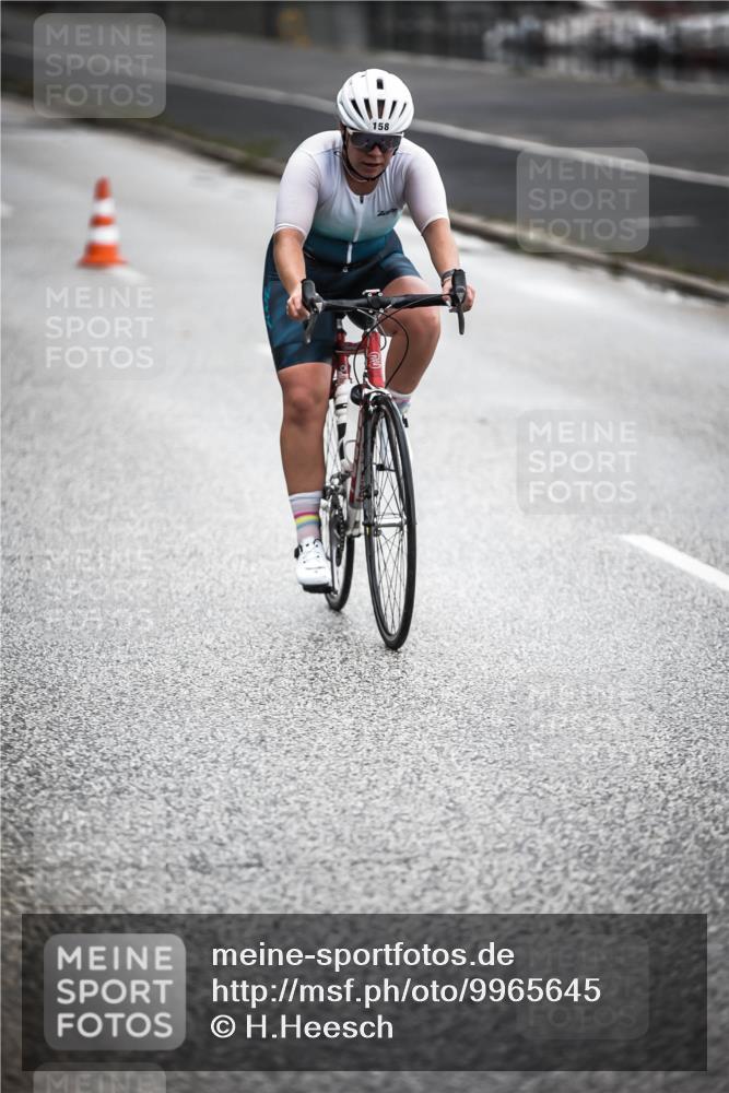 16.08.2026 - KN Förde Triathlon 2026 H.Heesch http://msf.ph/oto/9965645 16.08.2026 09:24:45 Radfahren 124, 138, 158, 162, 189 meine-sportfotos.de