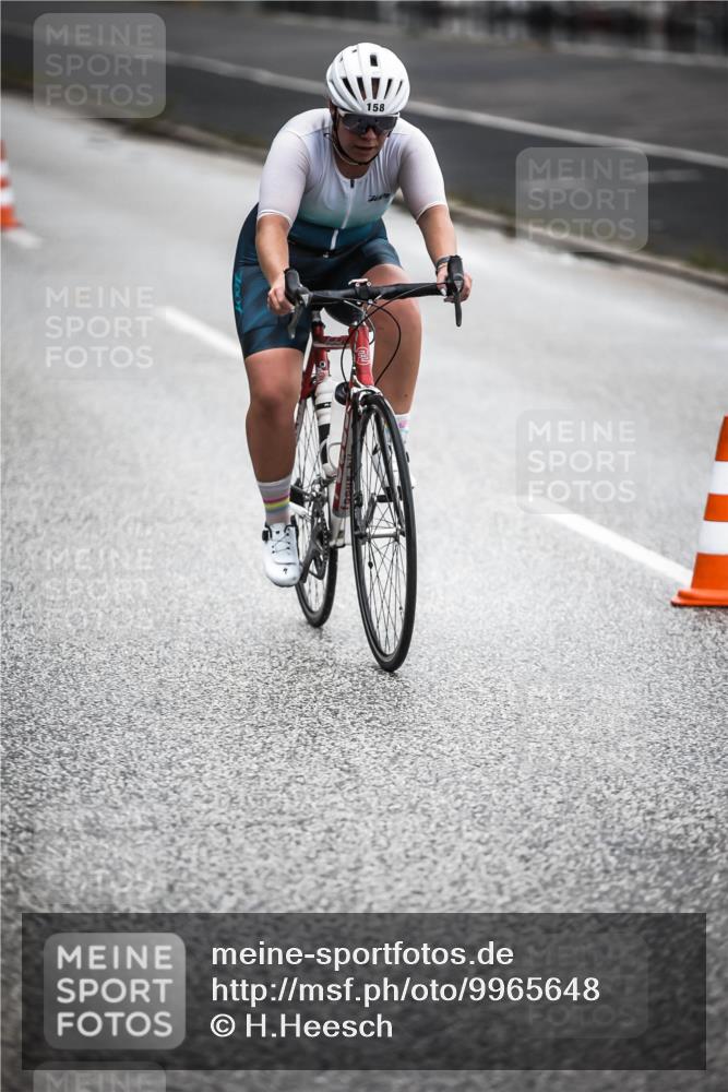 16.08.2026 - KN Förde Triathlon 2026 H.Heesch http://msf.ph/oto/9965648 16.08.2026 09:24:45 Radfahren 124, 138, 158, 162, 189 meine-sportfotos.de