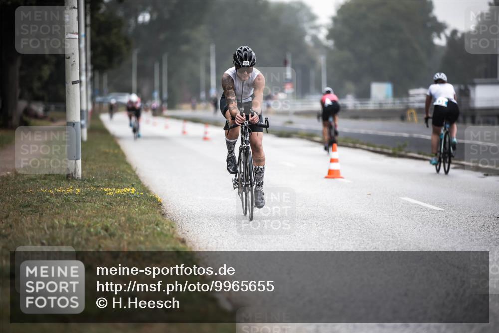 16.08.2026 - KN Förde Triathlon 2026 H.Heesch http://msf.ph/oto/9965655 16.08.2026 09:24:58 Radfahren 135, 156, 168, 172 meine-sportfotos.de