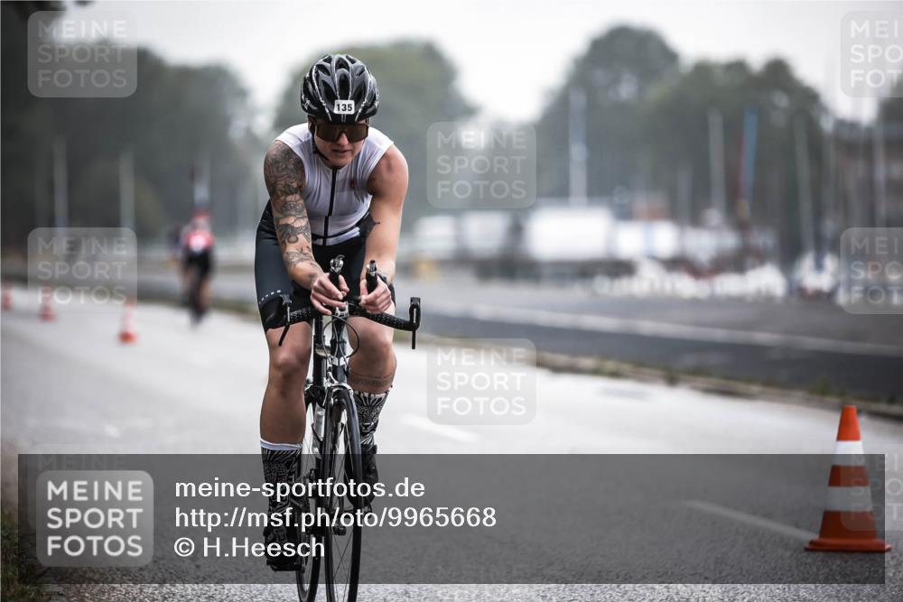 16.08.2026 - KN Förde Triathlon 2026 H.Heesch http://msf.ph/oto/9965668 16.08.2026 09:24:59 Radfahren 135, 156, 168 meine-sportfotos.de