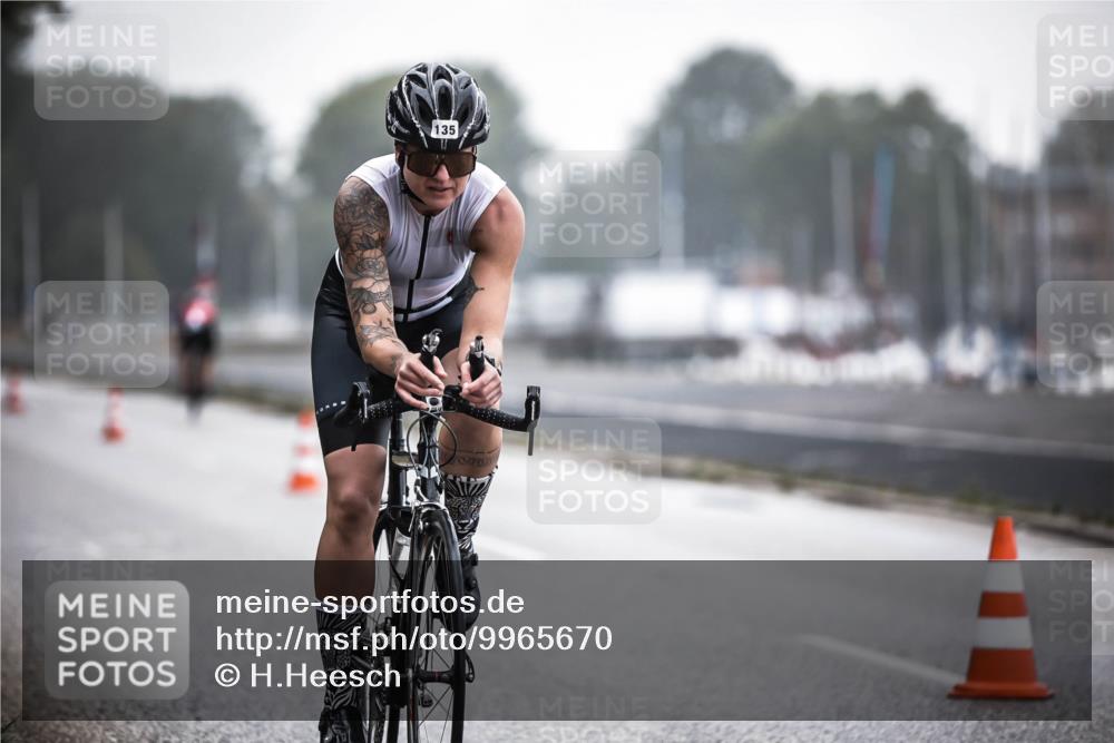 16.08.2026 - KN Förde Triathlon 2026 H.Heesch http://msf.ph/oto/9965670 16.08.2026 09:24:59 Radfahren 135, 156, 168 meine-sportfotos.de
