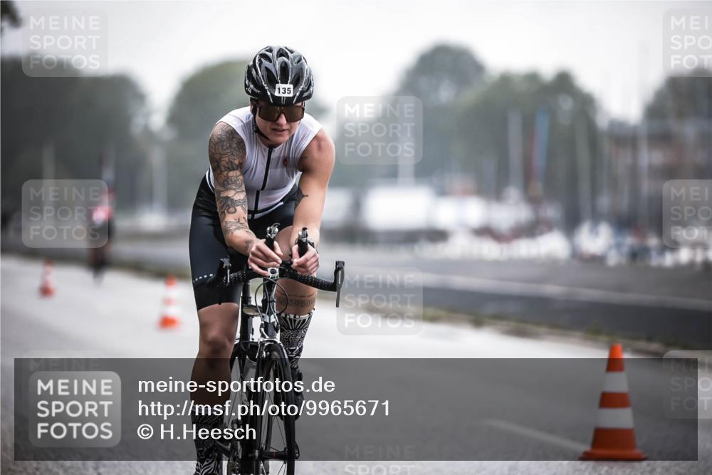 16.08.2026 - KN Förde Triathlon 2026 H.Heesch http://msf.ph/oto/9965671 16.08.2026 09:24:59 Radfahren 135, 156, 168 meine-sportfotos.de