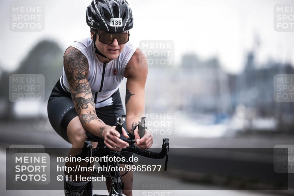 16.08.2026 - KN Förde Triathlon 2026 H.Heesch http://msf.ph/oto/9965677 16.08.2026 09:24:59 Radfahren 135, 156, 168 meine-sportfotos.de