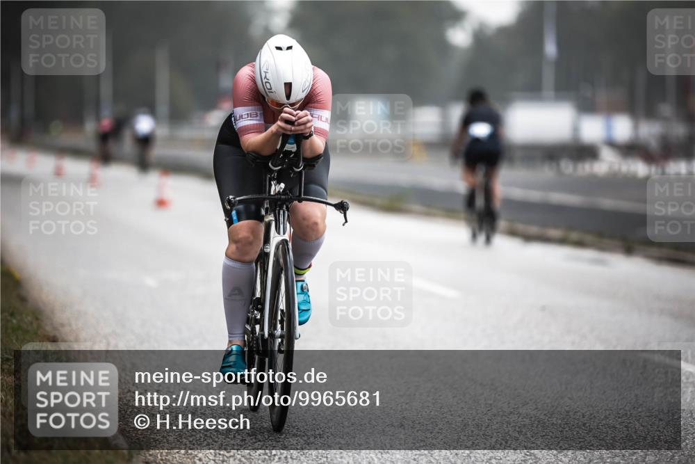 16.08.2026 - KN Förde Triathlon 2026 H.Heesch http://msf.ph/oto/9965681 16.08.2026 09:25:04 Radfahren 165, 168 meine-sportfotos.de