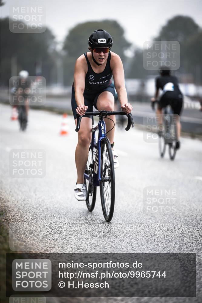 16.08.2026 - KN Förde Triathlon 2026 H.Heesch http://msf.ph/oto/9965744 16.08.2026 09:25:30 Radfahren 102, 150, 164, 169, 170, 191, 193, 198 meine-sportfotos.de