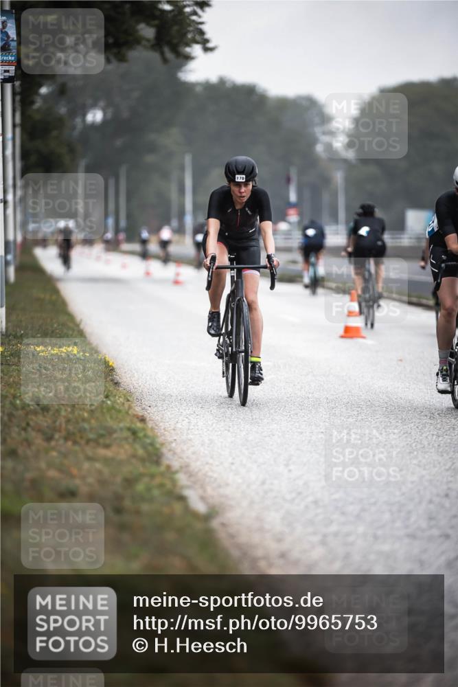 16.08.2026 - KN Förde Triathlon 2026 H.Heesch http://msf.ph/oto/9965753 16.08.2026 09:25:32 Radfahren 102, 150, 170, 191, 193, 198 meine-sportfotos.de