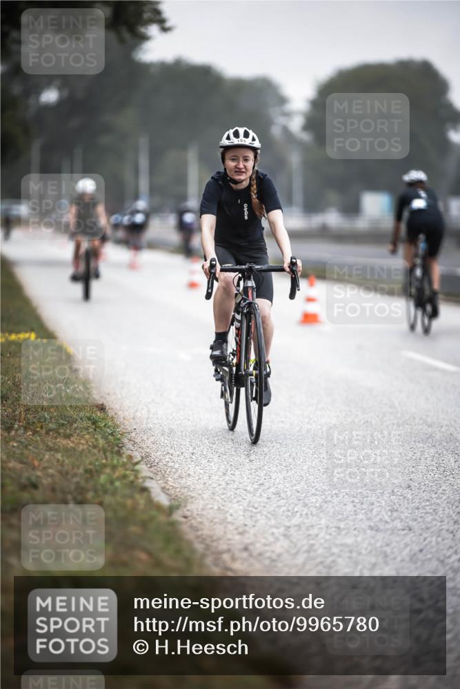 16.08.2026 - KN Förde Triathlon 2026 H.Heesch http://msf.ph/oto/9965780 16.08.2026 09:25:42 Radfahren 115, 139, 145, 153, 163, 225 meine-sportfotos.de