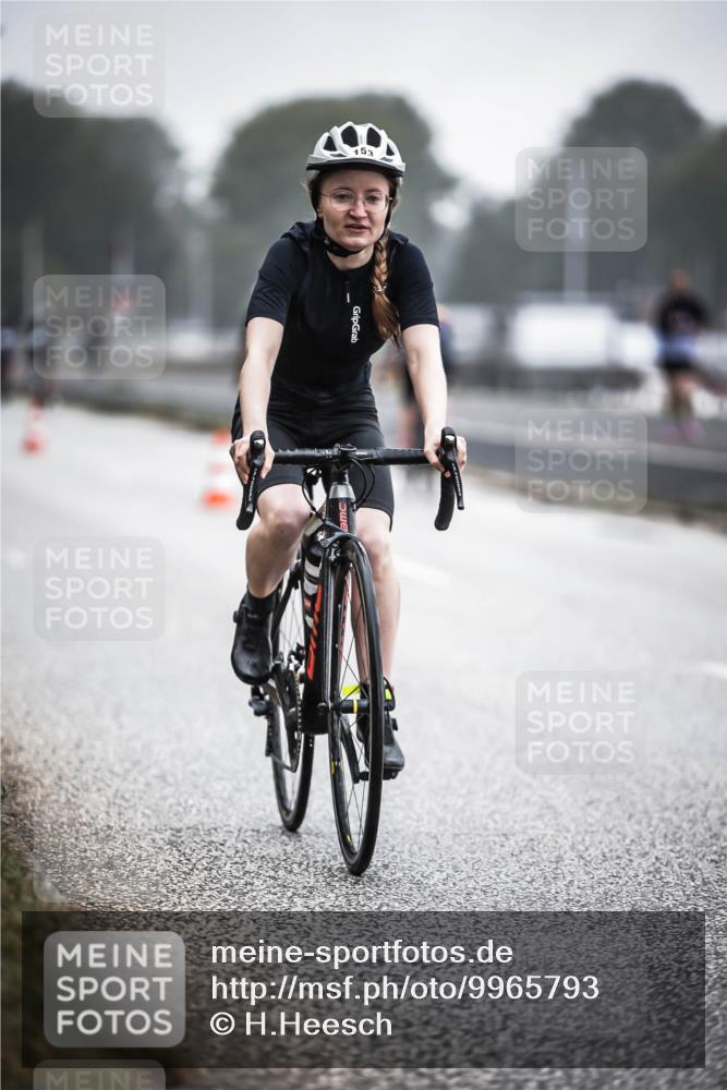 16.08.2026 - KN Förde Triathlon 2026 H.Heesch http://msf.ph/oto/9965793 16.08.2026 09:25:42 Radfahren 115, 139, 145, 153, 163, 225 meine-sportfotos.de