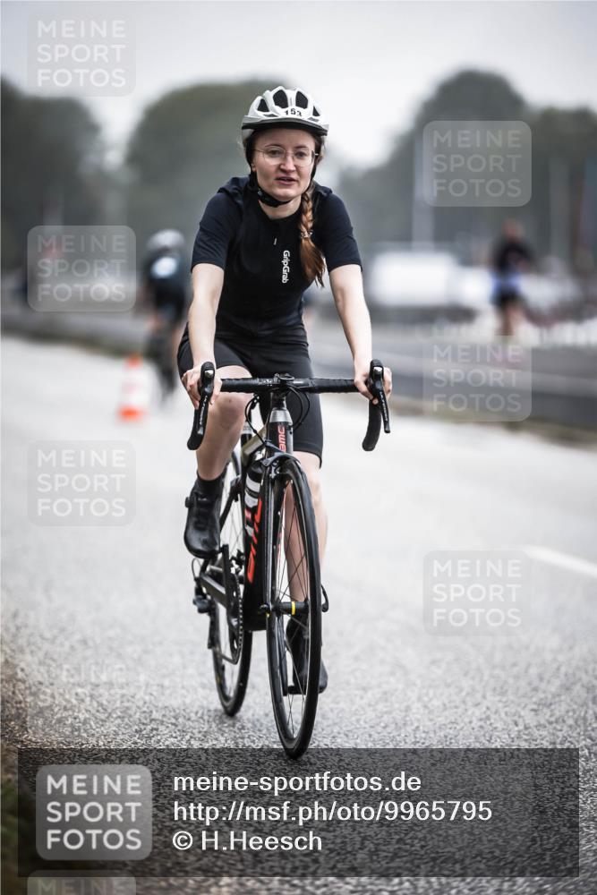 16.08.2026 - KN Förde Triathlon 2026 H.Heesch http://msf.ph/oto/9965795 16.08.2026 09:25:42 Radfahren 115, 139, 145, 153, 163, 225 meine-sportfotos.de