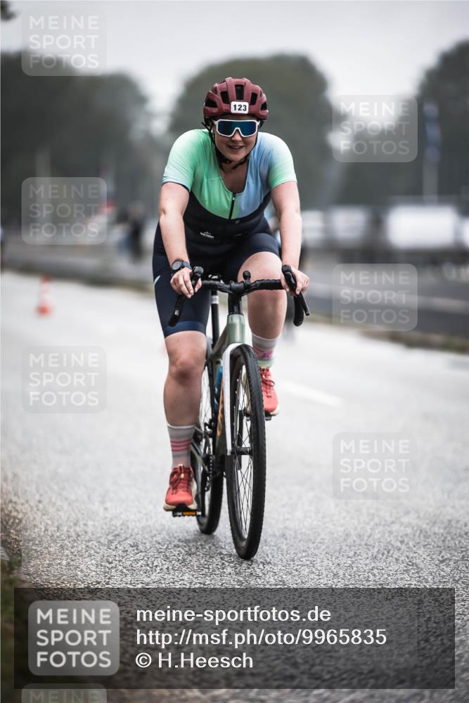 16.08.2026 - KN Förde Triathlon 2026 H.Heesch http://msf.ph/oto/9965835 16.08.2026 09:26:00 Radfahren 114, 123, 537 meine-sportfotos.de