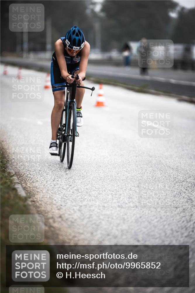 16.08.2026 - KN Förde Triathlon 2026 H.Heesch http://msf.ph/oto/9965852 16.08.2026 09:26:34 Radfahren 105, 201, 206 meine-sportfotos.de