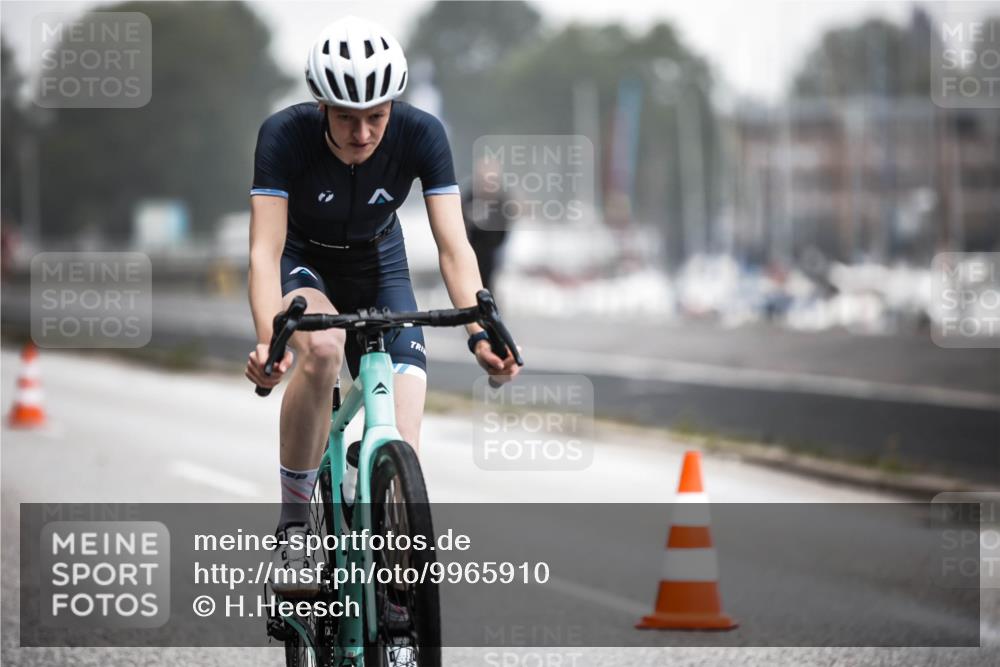 16.08.2026 - KN Förde Triathlon 2026 H.Heesch http://msf.ph/oto/9965910 16.08.2026 09:26:54 Radfahren 175, 197, 212 meine-sportfotos.de