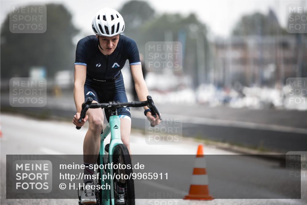 16.08.2026 - KN Förde Triathlon 2026 H.Heesch http://msf.ph/oto/9965911 16.08.2026 09:26:54 Radfahren 175, 197, 212 meine-sportfotos.de