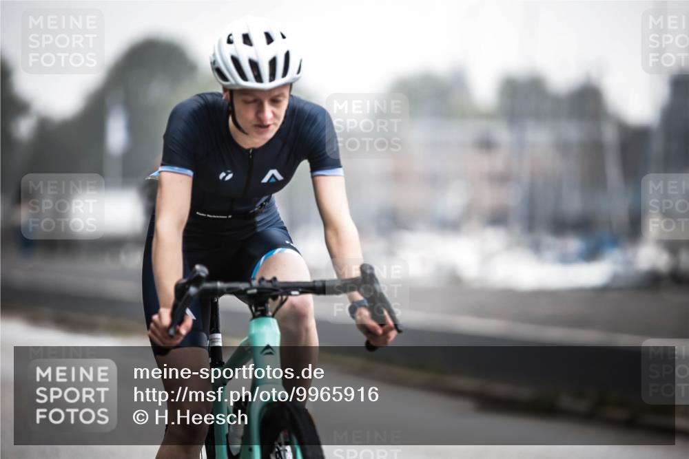 16.08.2026 - KN Förde Triathlon 2026 H.Heesch http://msf.ph/oto/9965916 16.08.2026 09:26:55 Radfahren 175, 197, 212 meine-sportfotos.de
