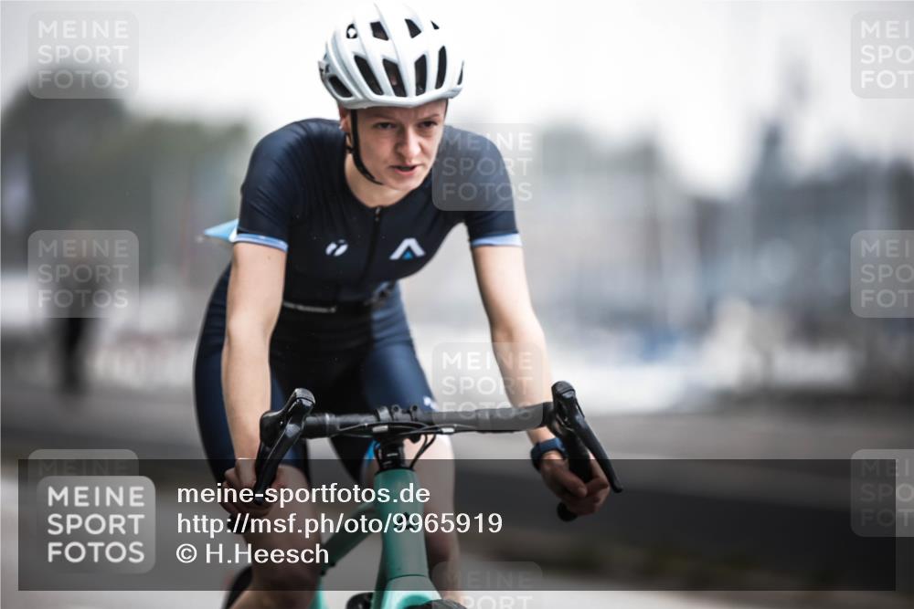 16.08.2026 - KN Förde Triathlon 2026 H.Heesch http://msf.ph/oto/9965919 16.08.2026 09:26:55 Radfahren 175, 197, 212 meine-sportfotos.de