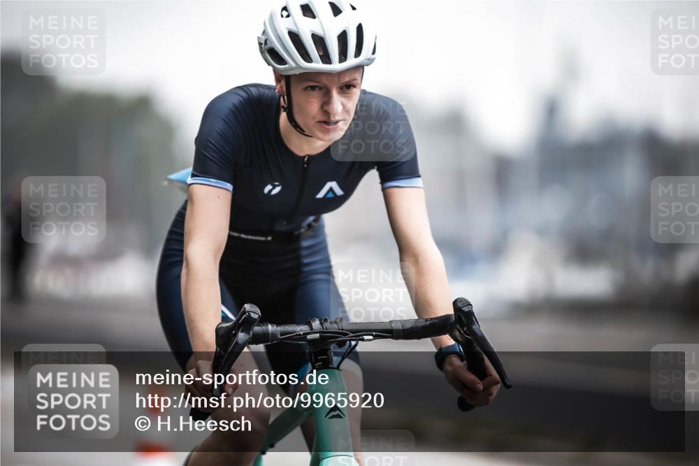 16.08.2026 - KN Förde Triathlon 2026 H.Heesch http://msf.ph/oto/9965920 16.08.2026 09:26:55 Radfahren 175, 197, 212 meine-sportfotos.de