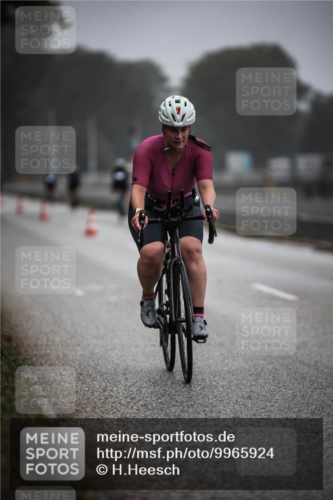 16.08.2026 - KN Förde Triathlon 2026 H.Heesch http://msf.ph/oto/9965924 16.08.2026 09:27:19 Radfahren 126, 177, 183 meine-sportfotos.de