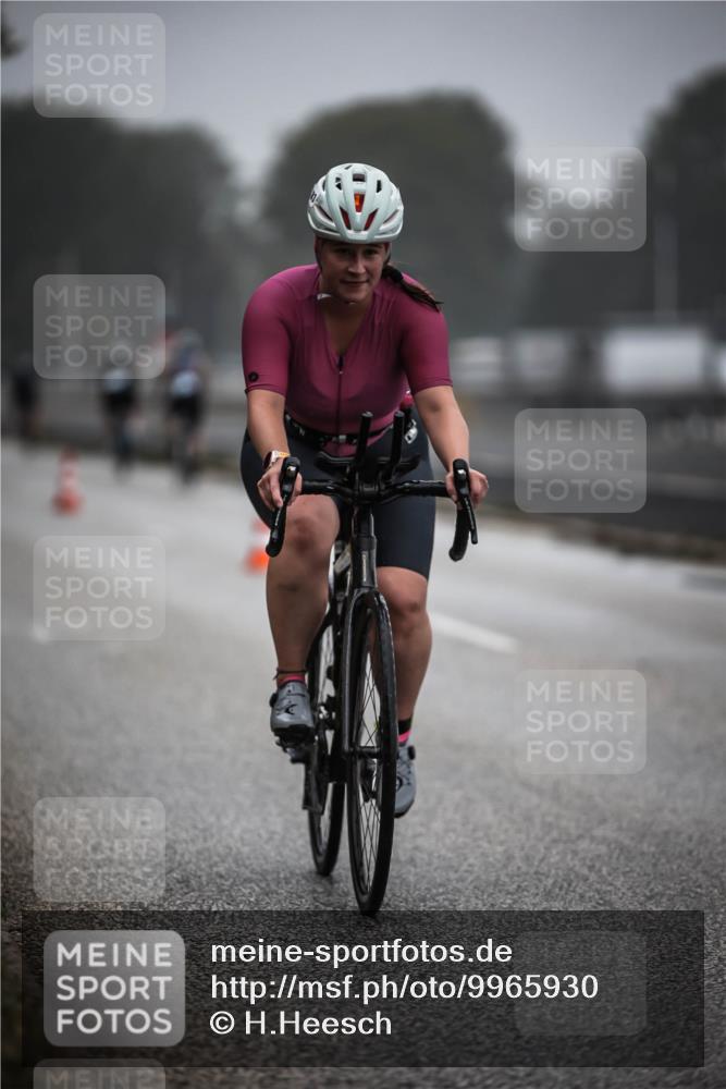 16.08.2026 - KN Förde Triathlon 2026 H.Heesch http://msf.ph/oto/9965930 16.08.2026 09:27:19 Radfahren 126, 177, 183 meine-sportfotos.de